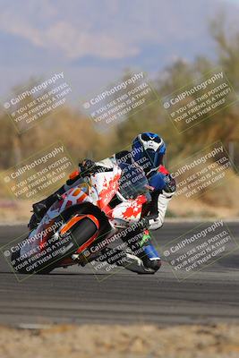 media/Feb-04-2023-SoCal Trackdays (Sat) [[8a776bf2c3]]/Turn 2 (1140am)/